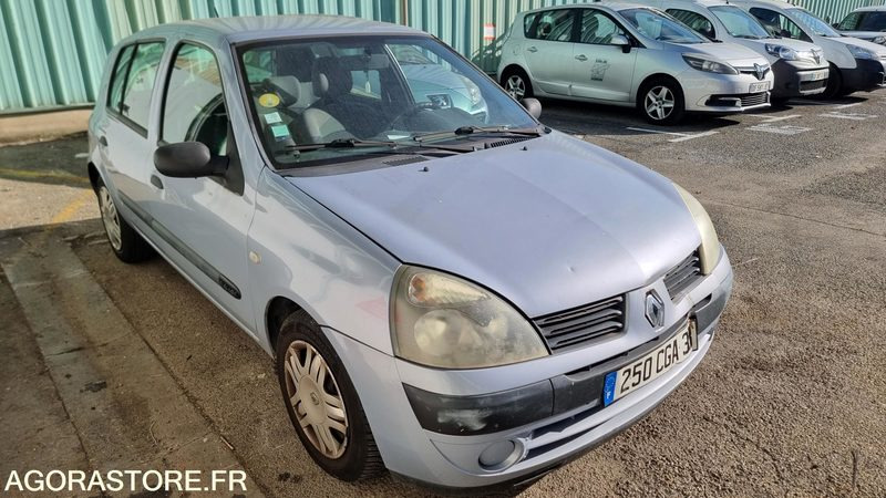 Clio - Automobil: obrázok 4 Clio - Automobil: obrázok 4