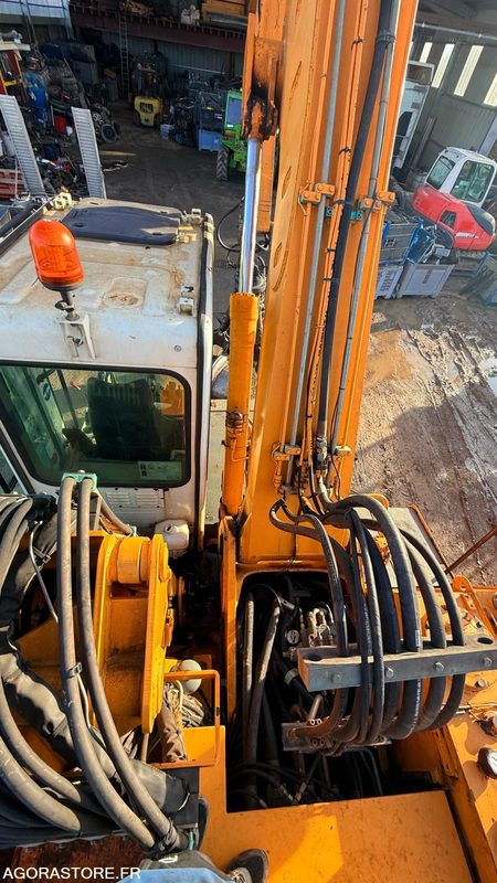 Pelle liebherr A914 LITRONIC - 2002 - 20 000 heures ENTRETIEN LIEBHERR - Rýpadlo: obrázok 3 Pelle liebherr A914 LITRONIC - 2002 - 20 000 heures ENTRETIEN LIEBHERR - Rýpadlo: obrázok 3