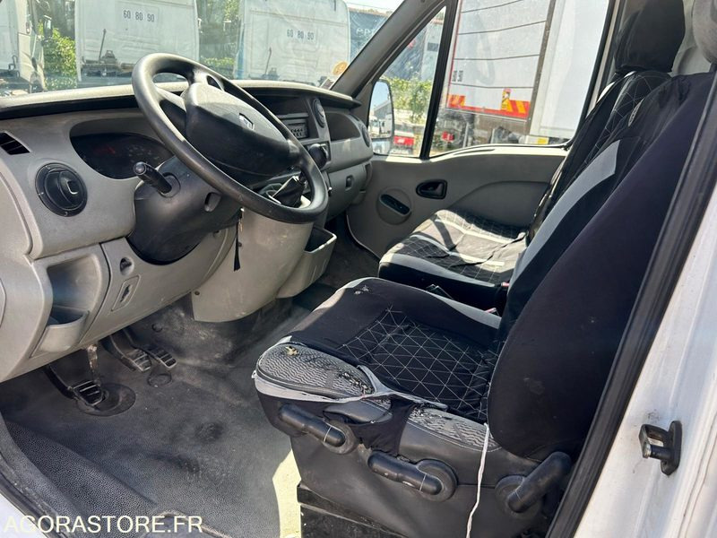 Renault master L2H2 DCI 100 2009 - 296100KM - Furgon: obrázok 5 Renault master L2H2 DCI 100 2009 - 296100KM - Furgon: obrázok 5