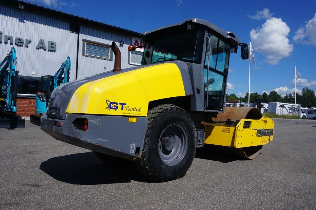 Atlas Copco Dynapac CA 1500 - Kompaktor: obrázok 4 Atlas Copco Dynapac CA 1500 - Kompaktor: obrázok 4