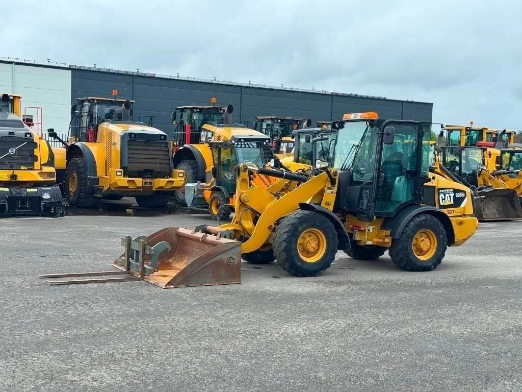 CAT 906 H  - Kolesový nakladač: obrázok 5 CAT 906 H  - Kolesový nakladač: obrázok 5