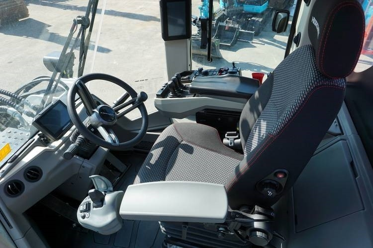 Hidromek HMK 635 WL-5 - Kolesový nakladač: obrázok 5 Hidromek HMK 635 WL-5 - Kolesový nakladač: obrázok 5