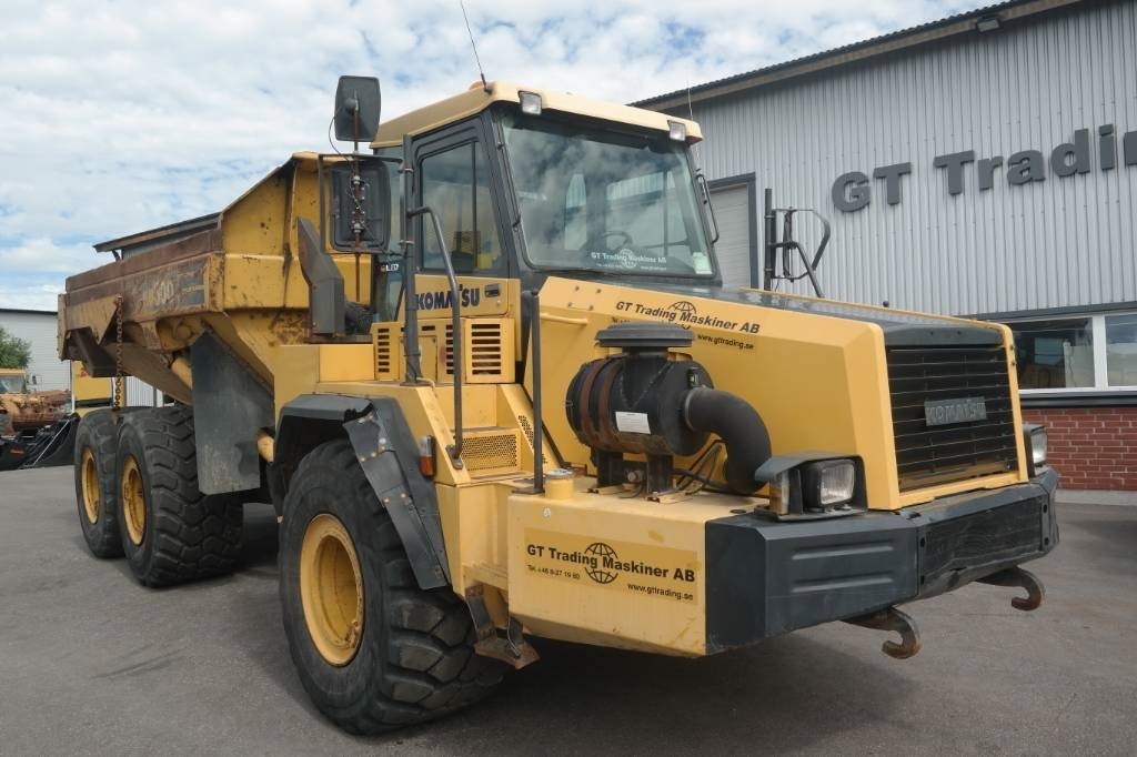 Komatsu HM300-1 - Ťahačový kĺbový damper: obrázok 1 Komatsu HM300-1 - Ťahačový kĺbový damper: obrázok 1