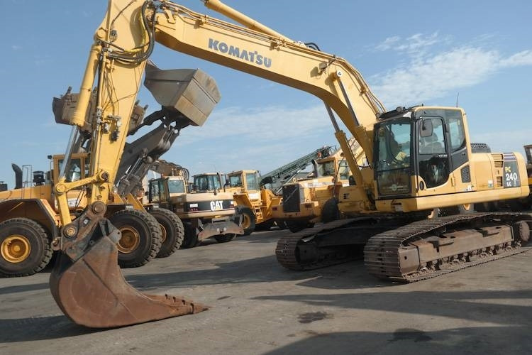 Komatsu PC240-8 - Pásové rýpadlo: obrázok 1 Komatsu PC240-8 - Pásové rýpadlo: obrázok 1