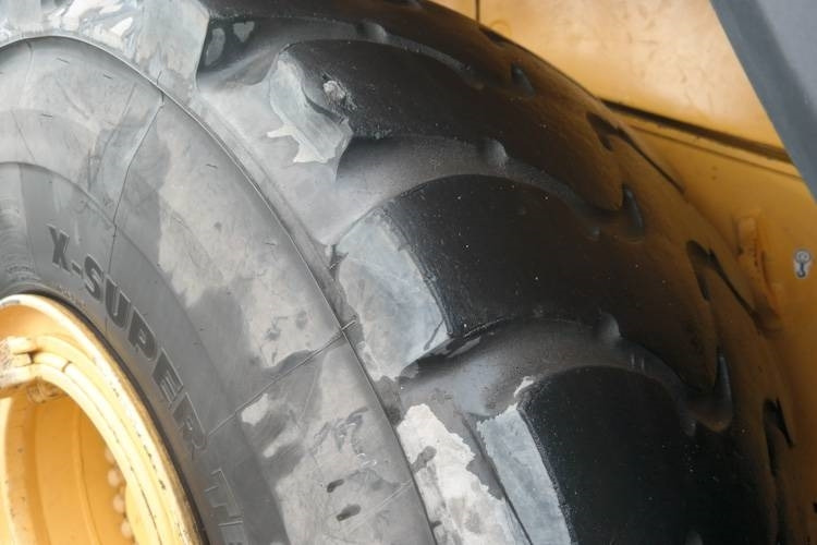 Volvo L220G - Kolesový nakladač: obrázok 5 Volvo L220G - Kolesový nakladač: obrázok 5