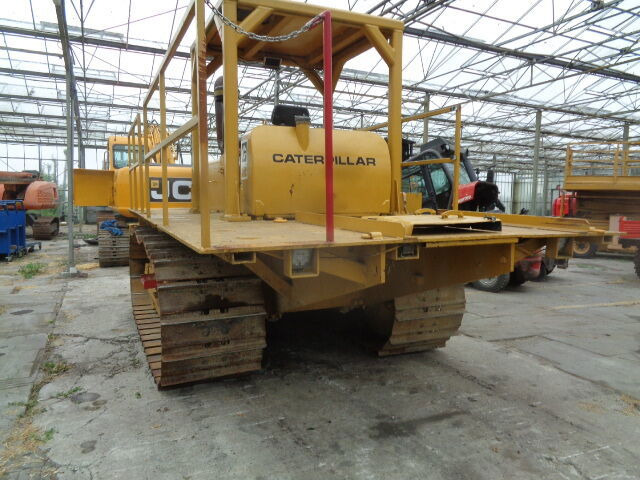 Caterpillar D6C - Buldozér: obrázok 2 Caterpillar D6C - Buldozér: obrázok 2