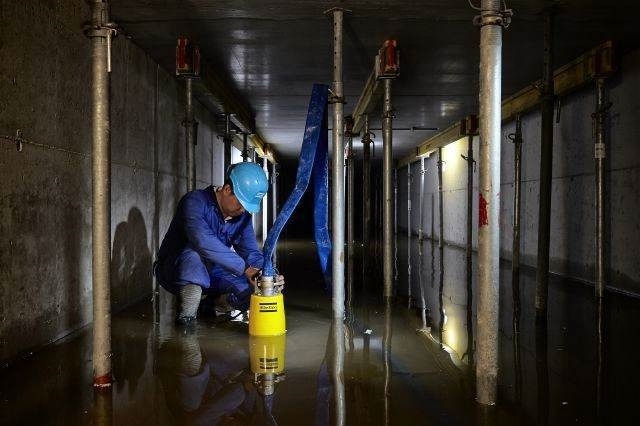 Atlas Copco Weda D04N Schmutzwasserpumpe - Čerpadlo na vodu: obrázok 4 Atlas Copco Weda D04N Schmutzwasserpumpe - Čerpadlo na vodu: obrázok 4