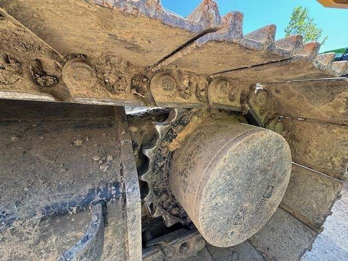 Pásové rýpadlo CAT 325: obrázok 8