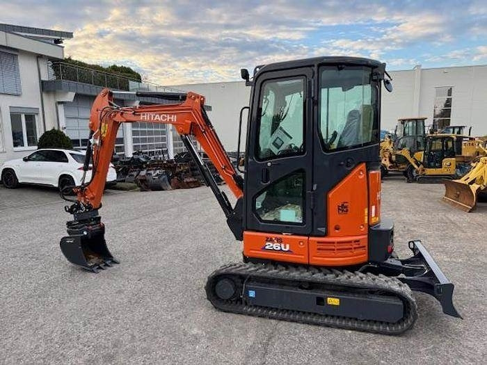 Hitachi ZX26 U-6 - Mini rýpadlo: obrázok 2 Hitachi ZX26 U-6 - Mini rýpadlo: obrázok 2