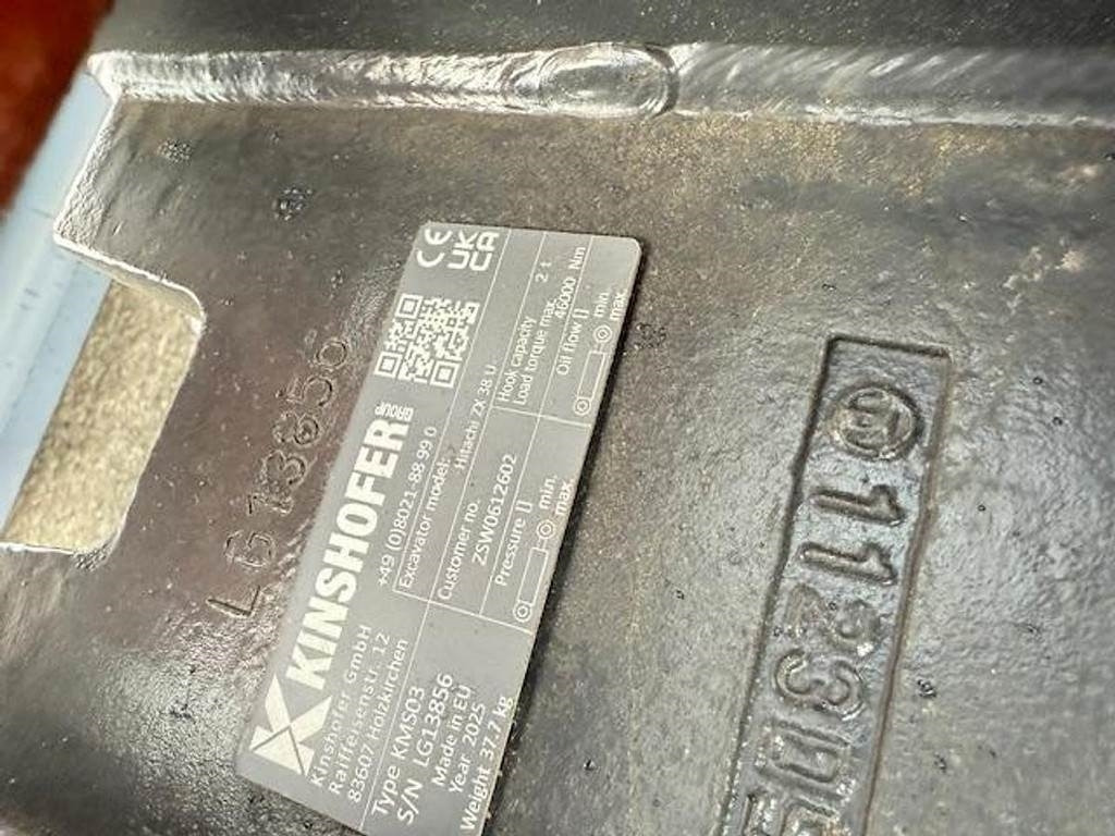 Hitachi ZX33U-6 - Mini rýpadlo: obrázok 5 Hitachi ZX33U-6 - Mini rýpadlo: obrázok 5