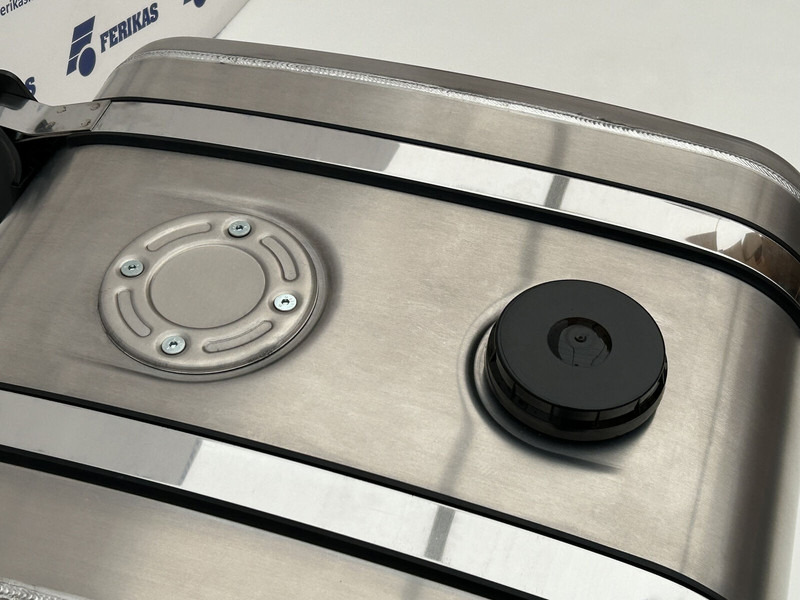 ALUMINUM hydraulic oil tank 230L - Hydraulická nádrž pre Nákladné auto: obrázok 4 ALUMINUM hydraulic oil tank 230L - Hydraulická nádrž pre Nákladné auto: obrázok 4