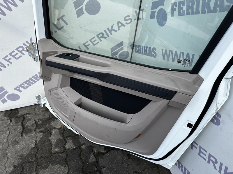 DAF right side - Dvere a diely pre Nákladné auto: obrázok 3 DAF right side - Dvere a diely pre Nákladné auto: obrázok 3