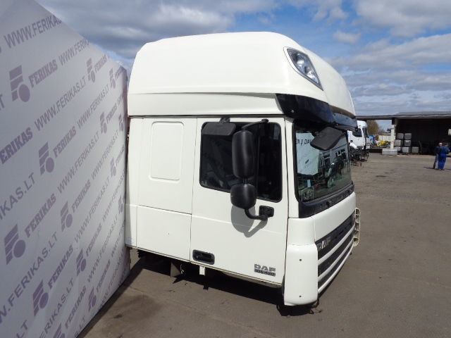 DAF space and super space cabs for sale, big stock "WORLDWIDE DELIVE - Kabína a interiér pre Nákladné auto: obrázok 5 DAF space and super space cabs for sale, big stock "WORLDWIDE DELIVE - Kabína a interiér pre Nákladné auto: obrázok 5