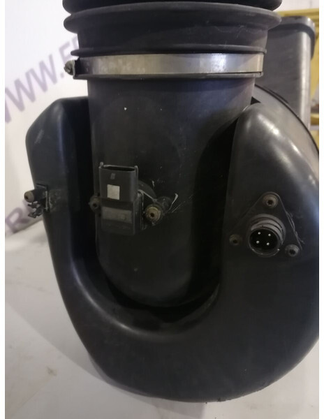 MAN TGX - Systém nasávania vzduchu pre Nákladné auto: obrázok 3 MAN TGX - Systém nasávania vzduchu pre Nákladné auto: obrázok 3