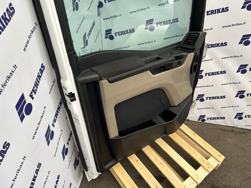 MAN door L.H. - Dvere a diely pre Nákladné auto: obrázok 5 MAN door L.H. - Dvere a diely pre Nákladné auto: obrázok 5