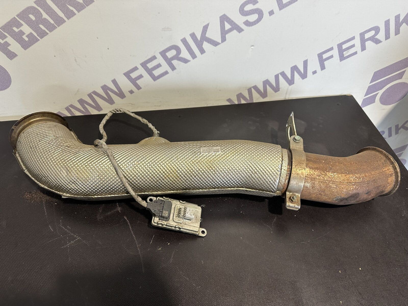 MAN exhaust pipe with NOX sensor - Výfukové potrubie pre Nákladné auto: obrázok 2 MAN exhaust pipe with NOX sensor - Výfukové potrubie pre Nákladné auto: obrázok 2