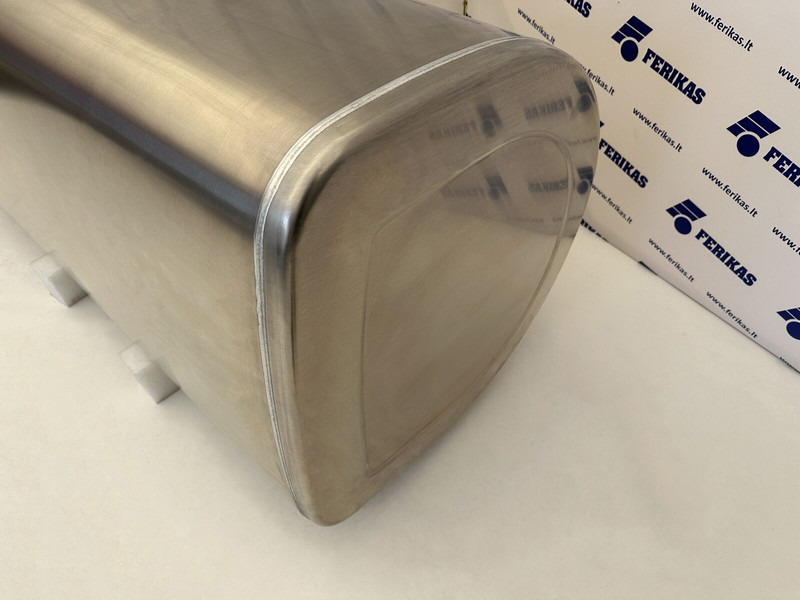 Volvo New aluminum fuel tank 650L - Palivová nádrž pre Nákladné auto: obrázok 3 Volvo New aluminum fuel tank 650L - Palivová nádrž pre Nákladné auto: obrázok 3