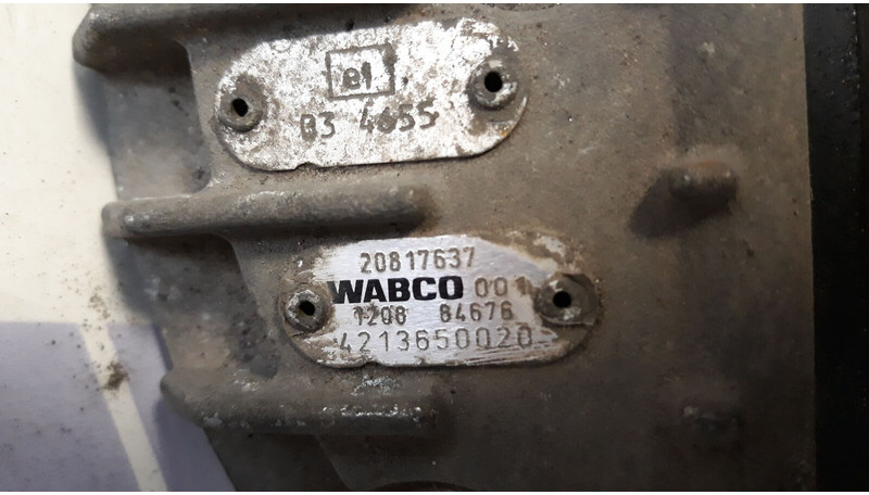 Volvo gearbox control unit - Riadiaca jednotka pre Nákladné auto: obrázok 4 Volvo gearbox control unit - Riadiaca jednotka pre Nákladné auto: obrázok 4