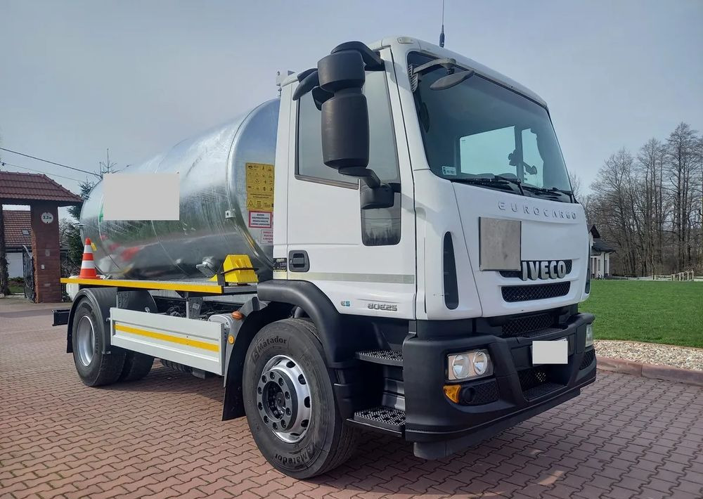 Iveco EURO CARGO 180 E 25 EURO 5 ASENIZACJA ASENIZACYJNY BECZKA - Cisternové vozidlo: obrázok 1 Iveco EURO CARGO 180 E 25 EURO 5 ASENIZACJA ASENIZACYJNY BECZKA - Cisternové vozidlo: obrázok 1