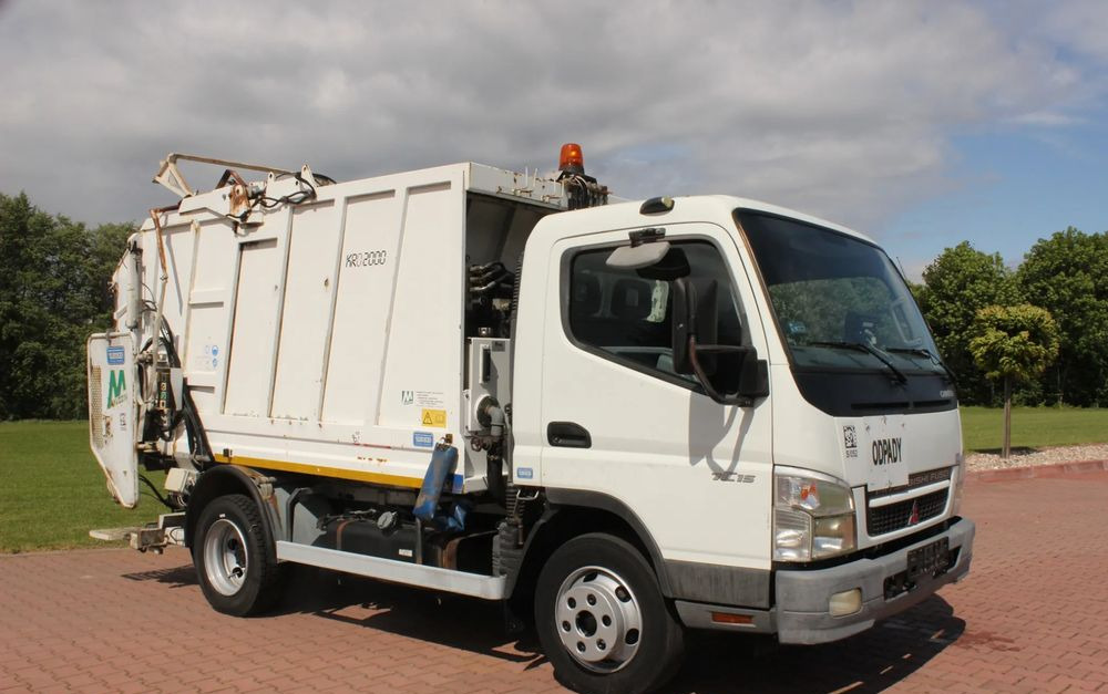 Mitsubishi CANTER 7C15 - Auto na odvoz odpadu: obrázok 1 Mitsubishi CANTER 7C15 - Auto na odvoz odpadu: obrázok 1