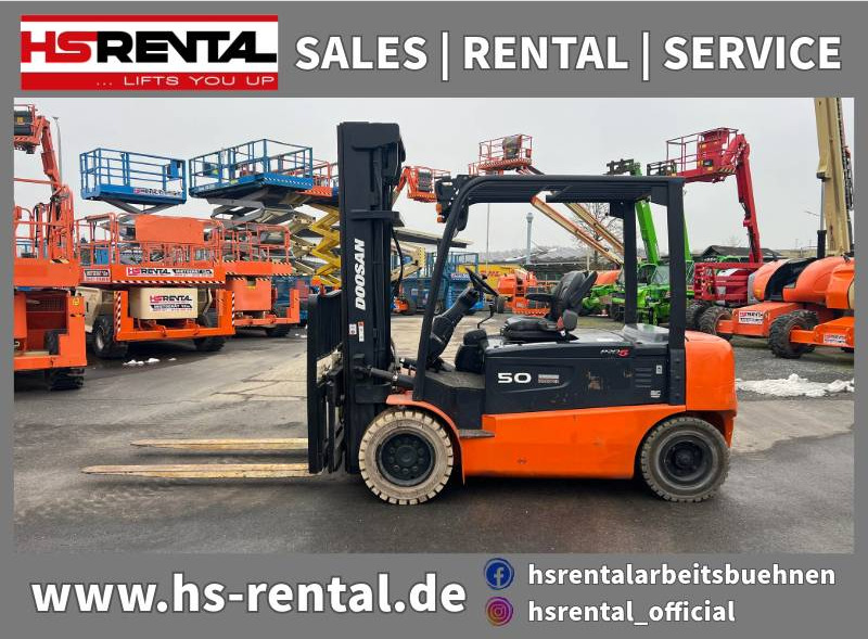 Doosan B50X5 5T 6m Triplex non-marking (1840) - Elektrický vysokozdvižný vozík: obrázok 1 Doosan B50X5 5T 6m Triplex non-marking (1840) - Elektrický vysokozdvižný vozík: obrázok 1
