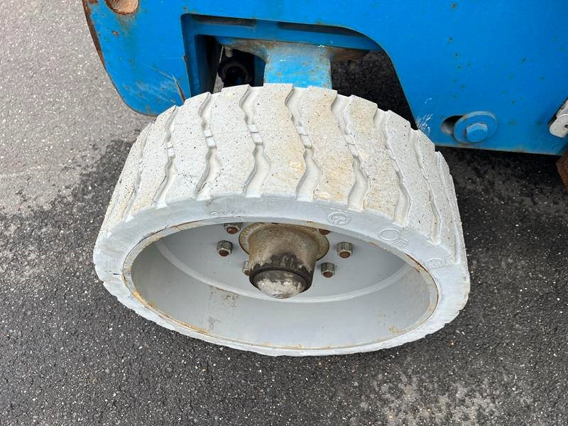 Leasing Genie Z40/23 NRJ elektro 14m (1825) Genie Z40/23 NRJ elektro 14m (1825): obrázok 18 Leasing Genie Z40/23 NRJ elektro 14m (1825) Genie Z40/23 NRJ elektro 14m (1825): obrázok 18