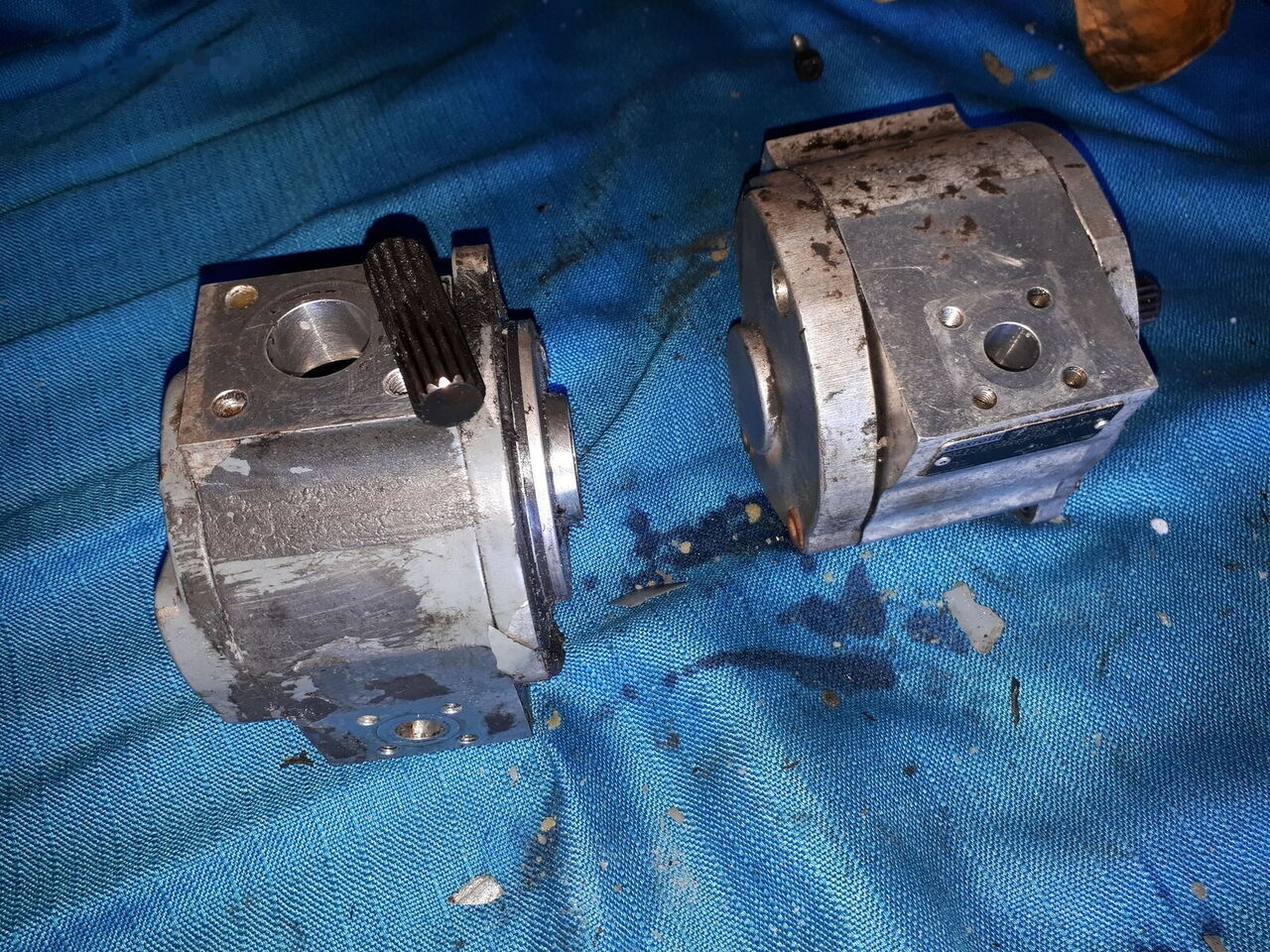 Rexroth ROTATION BPV-20\.30-24VDC 3792123. Rexroht/ Scania. Volvo. - Hydraulický motor pre Autobus: obrázok 5 Rexroth ROTATION BPV-20\.30-24VDC 3792123. Rexroht/ Scania. Volvo. - Hydraulický motor pre Autobus: obrázok 5