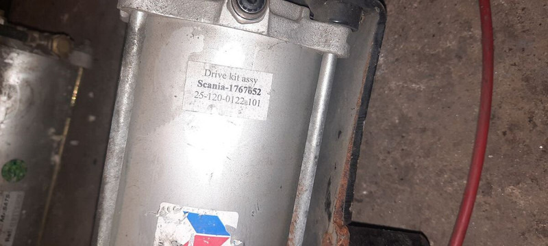 Scania механизм закрытия дверей - Dvere a diely: obrázok 5 Scania механизм закрытия дверей - Dvere a diely: obrázok 5