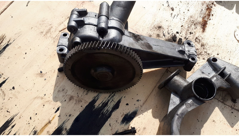 Volvo B10/ B12 = - Olejové čerpadlo: obrázok 1 Volvo B10/ B12 = - Olejové čerpadlo: obrázok 1