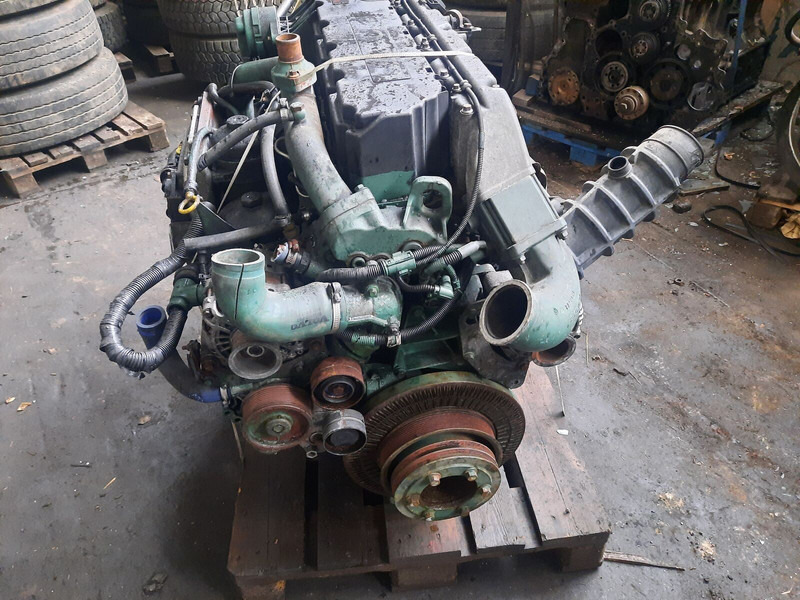 Volvo D7E - Motor: obrázok 1 Volvo D7E - Motor: obrázok 1