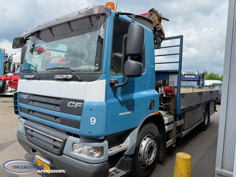 DAF CF 75.310 Manuel, Steel springs, HMF 1560 K3 - Valníkový/ Plošinový nákladný automobil, Auto s hydraulickou rukou: obrázok 3 DAF CF 75.310 Manuel, Steel springs, HMF 1560 K3 - Valníkový/ Plošinový nákladný automobil, Auto s hydraulickou rukou: obrázok 3