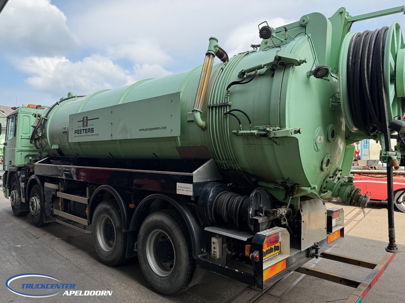 DAF XF 95.360 20400 Liter, 8x4 Steel springs - Fekálne vozidlo: obrázok 4 DAF XF 95.360 20400 Liter, 8x4 Steel springs - Fekálne vozidlo: obrázok 4