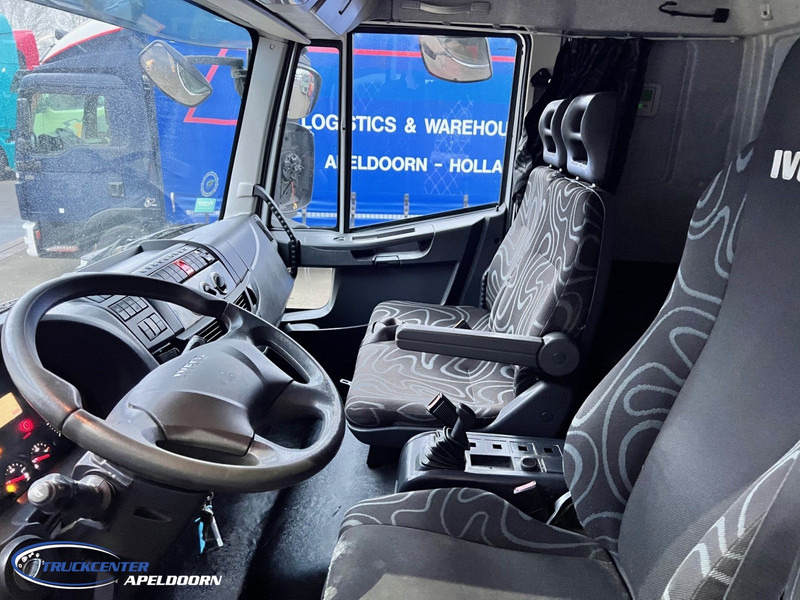 Iveco Eurocargo 150E28 175.650 km, AC, 3 Stoelen, 2000 kg lift, 6 Cilinder - Skříňový nákladní auto: obrázok 5 Iveco Eurocargo 150E28 175.650 km, AC, 3 Stoelen, 2000 kg lift, 6 Cilinder - Skříňový nákladní auto: obrázok 5
