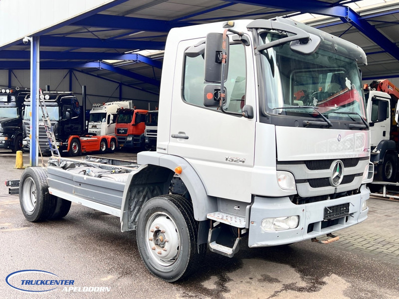 Mercedes-Benz Atego 1524 4x4 Steel springs, Manuel gearbox, Pto - Podvozek s kabinou: obrázok 1 Mercedes-Benz Atego 1524 4x4 Steel springs, Manuel gearbox, Pto - Podvozek s kabinou: obrázok 1