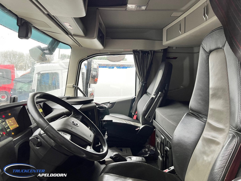 Volvo FH 540 17800 Liter, 4 Compartments, Retarder, Steering axle - Cisternové vozidlo: obrázok 4 Volvo FH 540 17800 Liter, 4 Compartments, Retarder, Steering axle - Cisternové vozidlo: obrázok 4