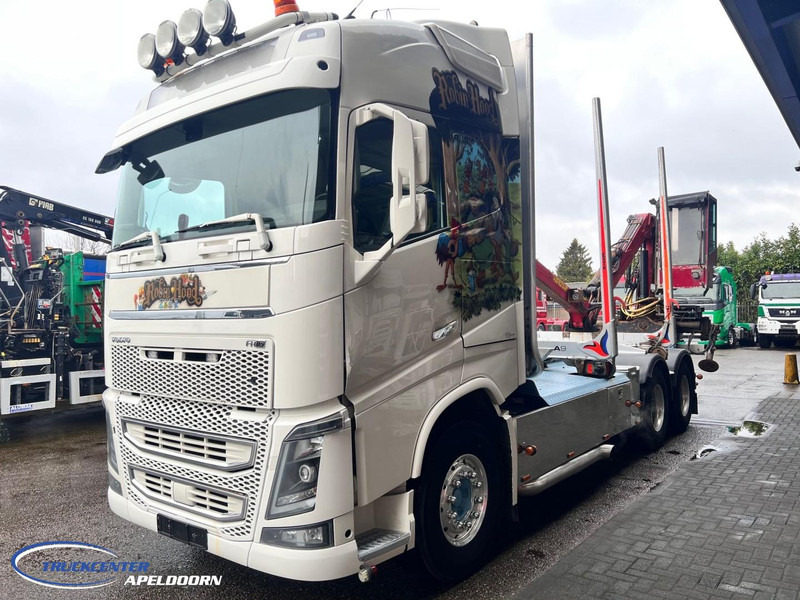 Volvo FH 750 Loglift, 6x4, Dynamic steering, Globetrotter - Nákladné vozidlo na prepravu dreva, Auto s hydraulickou rukou: obrázok 4 Volvo FH 750 Loglift, 6x4, Dynamic steering, Globetrotter - Nákladné vozidlo na prepravu dreva, Auto s hydraulickou rukou: obrázok 4
