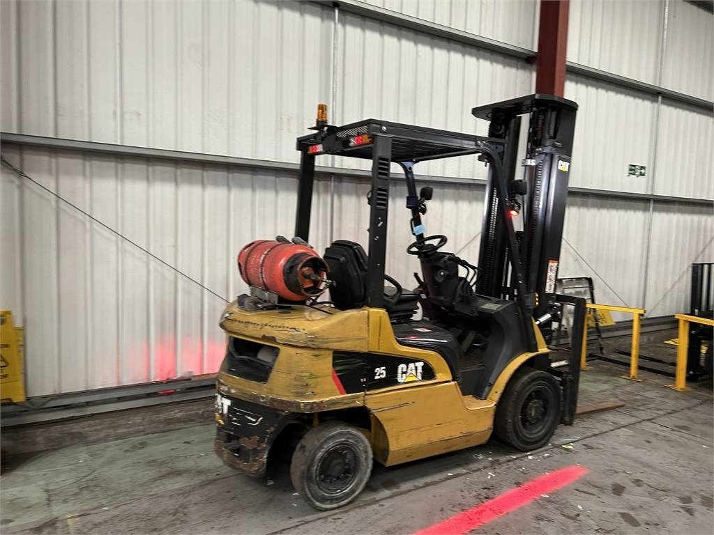 Plynový vysokozdvižný vozík CAT GP25NT: obrázok 6 Plynový vysokozdvižný vozík CAT GP25NT: obrázok 6