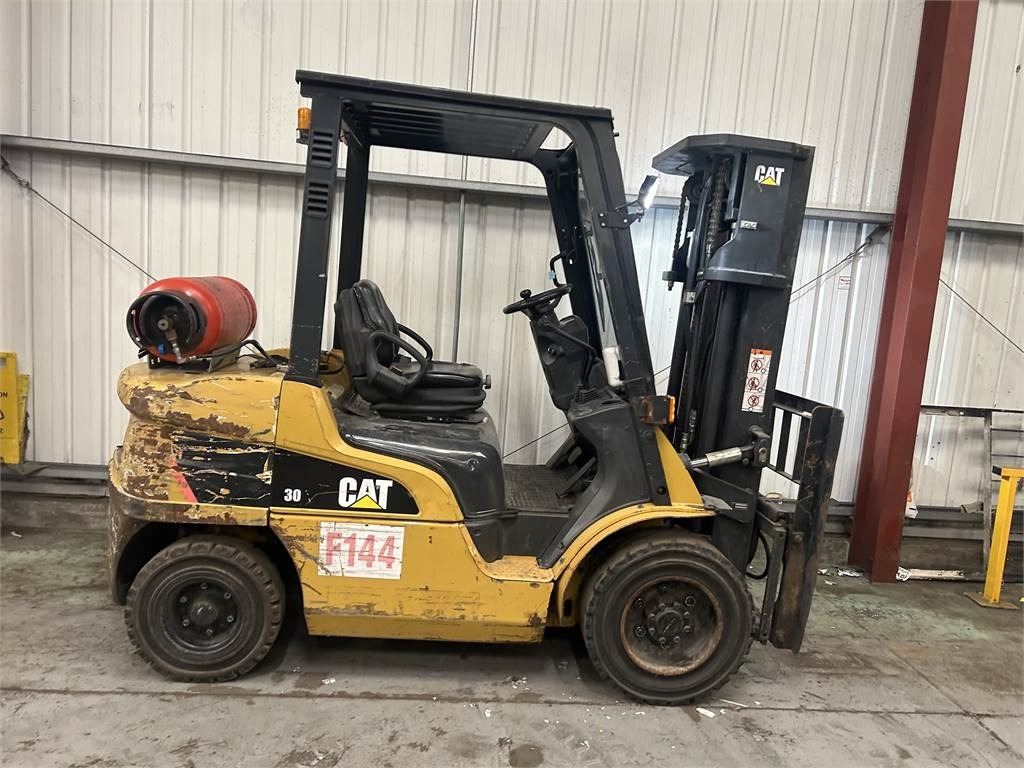CAT GP30NT - Plynový vysokozdvižný vozík: obrázok 5 CAT GP30NT - Plynový vysokozdvižný vozík: obrázok 5
