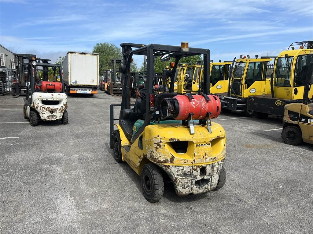 Komatsu FG25HT-16R - Plynový vysokozdvižný vozík: obrázok 4 Komatsu FG25HT-16R - Plynový vysokozdvižný vozík: obrázok 4