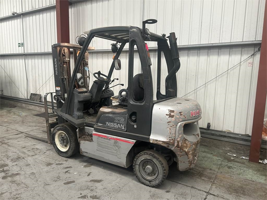 Nissan Y1D2A25Q - Dieselový vysokozdvižný vozík: obrázok 3 Nissan Y1D2A25Q - Dieselový vysokozdvižný vozík: obrázok 3