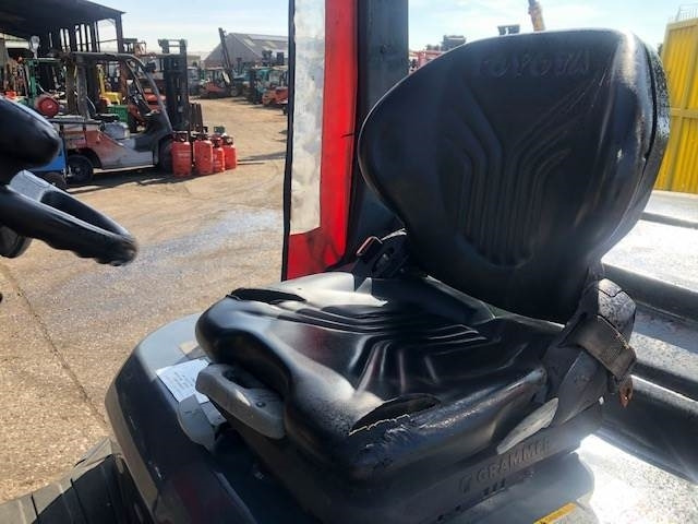 Toyota 40-8FD45N  - Dieselový vysokozdvižný vozík: obrázok 3 Toyota 40-8FD45N  - Dieselový vysokozdvižný vozík: obrázok 3