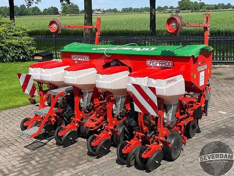 Gaspardo MTE 300 6R - Univerzálny sejací stroj: obrázok 1 Gaspardo MTE 300 6R - Univerzálny sejací stroj: obrázok 1