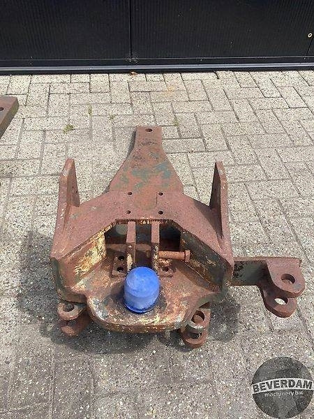 Diverse trekhaken/K80  - Náhradný diel pre Traktor: obrázok 2 Diverse trekhaken/K80  - Náhradný diel pre Traktor: obrázok 2