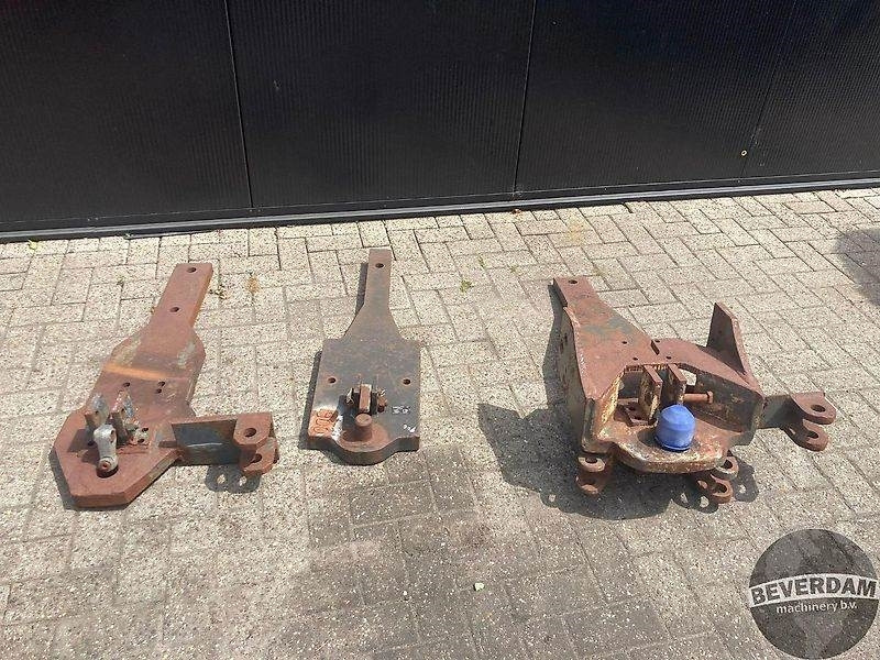 Diverse trekhaken/K80  - Náhradný diel pre Traktor: obrázok 1 Diverse trekhaken/K80  - Náhradný diel pre Traktor: obrázok 1