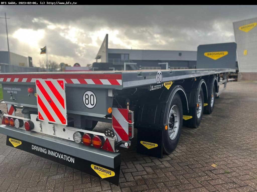 Broshuis Telesattel 1x ausziehbar 3-Achs Telesattel Leich - Plošinový/ Valníkový náves: obrázok 1 Broshuis Telesattel 1x ausziehbar 3-Achs Telesattel Leich - Plošinový/ Valníkový náves: obrázok 1