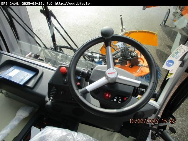 CityCat 5006 Bucher CC5006 beidseitig + Frontbes - Zametacie vozidlo: obrázok 4 CityCat 5006 Bucher CC5006 beidseitig + Frontbes - Zametacie vozidlo: obrázok 4