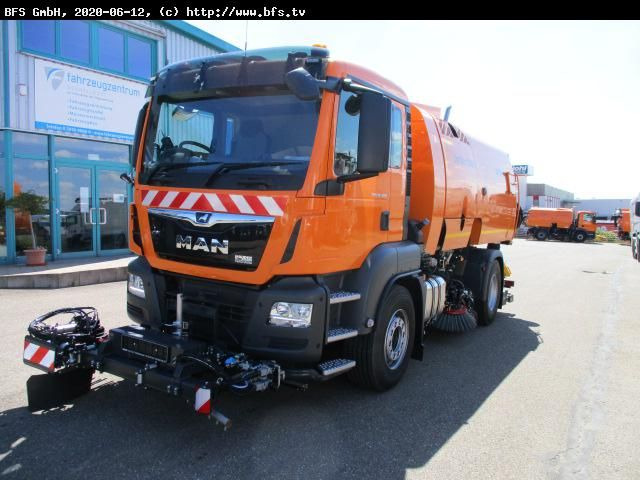 MAN TGS 18.400 4X2 BL Bucher OF 8000 RS Drehjet beid - Zametacie vozidlo: obrázok 1 MAN TGS 18.400 4X2 BL Bucher OF 8000 RS Drehjet beid - Zametacie vozidlo: obrázok 1