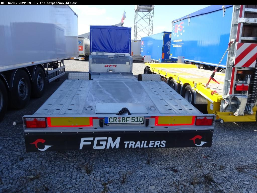 Semi Trailer 19 AF 1-Achs Tieflader Plane Semi Trailer 19 AF 1-Achs Tieflader Plane - Náves podvalník: obrázok 3 Semi Trailer 19 AF 1-Achs Tieflader Plane Semi Trailer 19 AF 1-Achs Tieflader Plane - Náves podvalník: obrázok 3