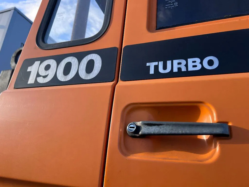 DAF 1900 TURBO 4X4 HOOKLIFT - Hákový nosič kontajnerov: obrázok 4 DAF 1900 TURBO 4X4 HOOKLIFT - Hákový nosič kontajnerov: obrázok 4