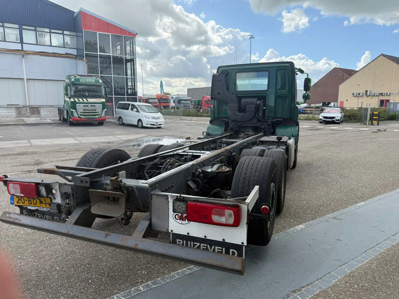 DAF CF 400 6X2 EURO 6 - ONLY 689.209 KM + STEERING AXLE - Podvozek s kabinou: obrázok 3 DAF CF 400 6X2 EURO 6 - ONLY 689.209 KM + STEERING AXLE - Podvozek s kabinou: obrázok 3